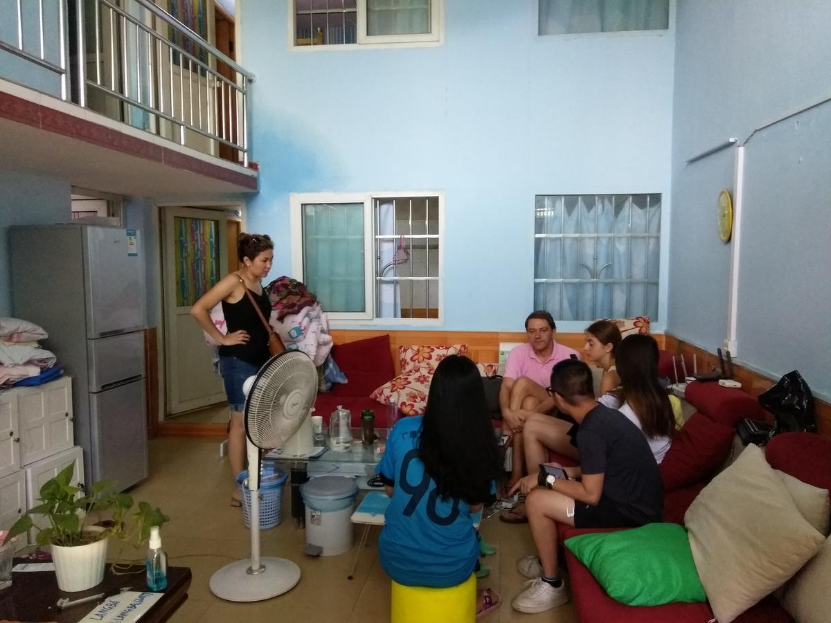 Guangzhou Langba Hostel Екстер'єр фото